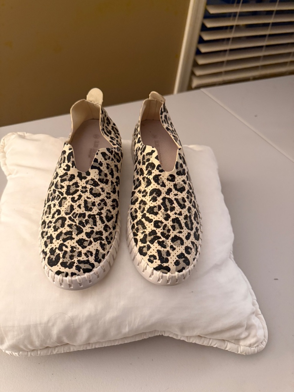 Ilse Jacobsen Kids Leopard Slip-On Sneakers - Black and Cream